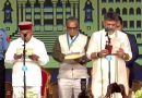 କର୍ଣ୍ଣାଟକ ମୁଖ୍ୟମନ୍ତ୍ରୀ ଭାବେ ଶପଥ ନେଲେ ଡିକେ ଶିବକୁମାର କର୍ଣ୍ଣାଟକ ମୁଖ୍ୟମନ୍ତ୍ରୀ ଭାବେ ଶପଥ ନେଲେ ଡିକେ ଶିବକୁମାର
