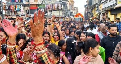 ଶ୍ରୀନଗରର ଦୁର୍ଗୋତ୍ସବ ଆୟୋଜନ ; ଜମ୍ମୁ-କଶ୍ମୀରରେ ଭିନ୍ନ ଧର୍ମ ଓ ସଂସ୍କୃତିର ଲୋକଙ୍କ ମଧ୍ୟରେ ପାରସ୍ପରିକ ସମ୍ମାନ ଓ ସଦ୍ଭାବନା ବୃଦ୍ଧି ଶ୍ରୀନଗରର ଦୁର୍ଗୋତ୍ସବ ଆୟୋଜନ ; ଜମ୍ମୁ-କଶ୍ମୀରରେ ଭିନ୍ନ ଧର୍ମ ଓ ସଂସ୍କୃତିର ଲୋକଙ୍କ ମଧ୍ୟରେ ପାରସ୍ପରିକ ସମ୍ମାନ ଓ ସଦ୍ଭାବନା ବୃଦ୍ଧି